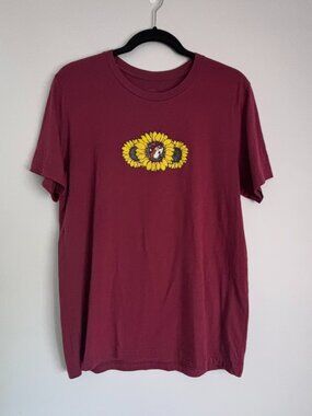 Buc-ee's "Sunflower Positivity" Maroon T-Shirt Sz. L